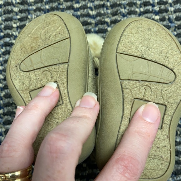 Cute Infant Size 1 Boots - Picture 5 of 5